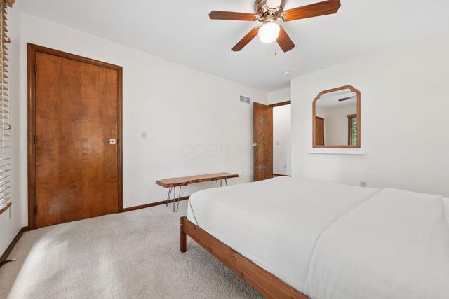 6732 Heathview Street, Worthington, OH 43085