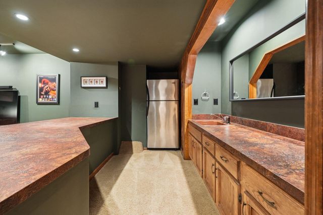 6732 Heathview Street, Worthington, OH 43085