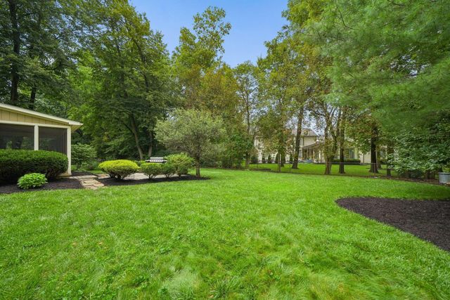 6732 Heathview Street, Worthington, OH 43085