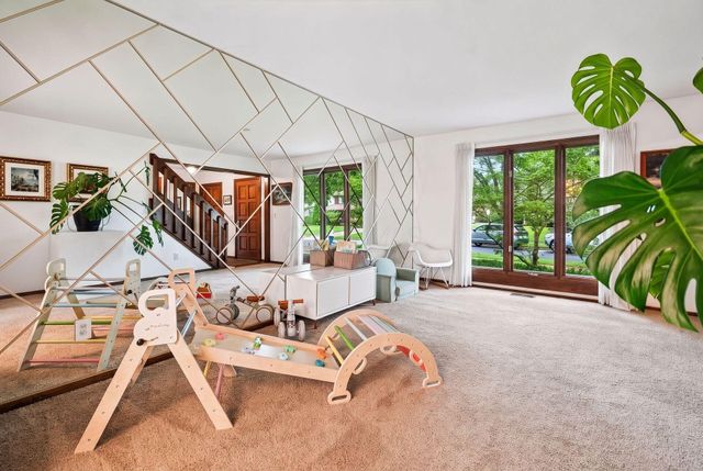6732 Heathview Street, Worthington, OH 43085