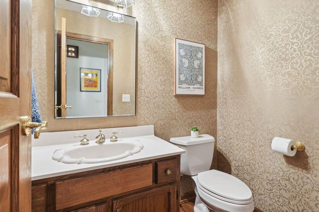 6732 Heathview Street, Worthington, OH 43085