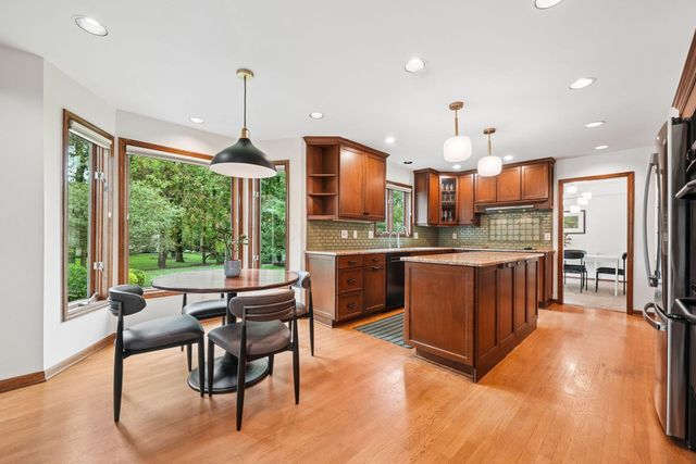 6732 Heathview Street, Worthington, OH 43085