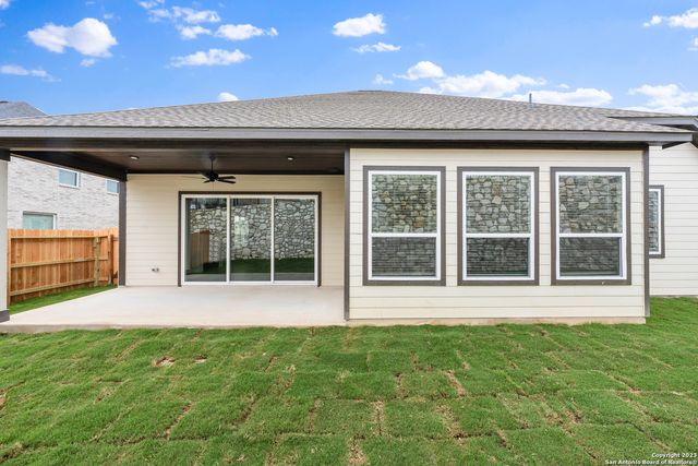 175 Azalea Alley, Castroville, TX 78009