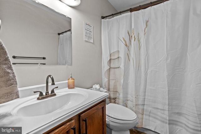 156 POPLAR PL, Blakeslee, PA 18610