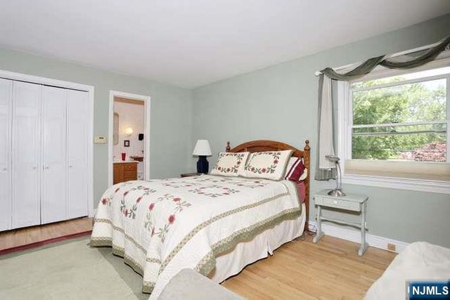 908 N Monroe Street, Midland Park, NJ 07450