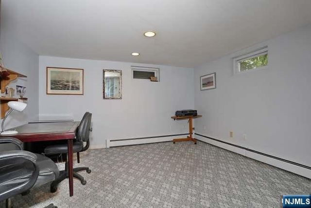 908 N Monroe Street, Midland Park, NJ 07450