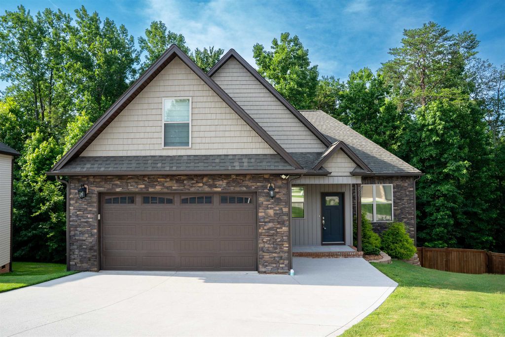 881 Affirmed Drive, Boiling Springs, SC 29316
