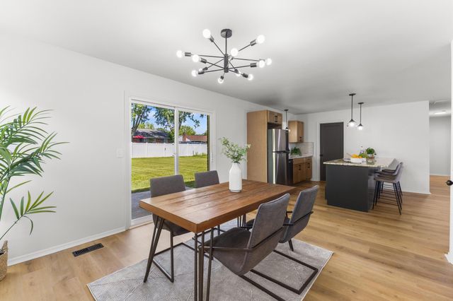 868 Liverpool Place, Westerville, OH 43081