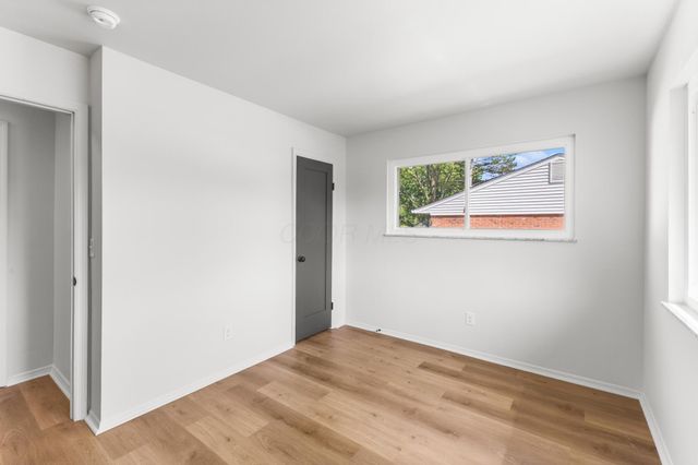 868 Liverpool Place, Westerville, OH 43081