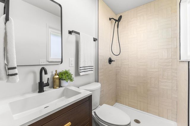 868 Liverpool Place, Westerville, OH 43081