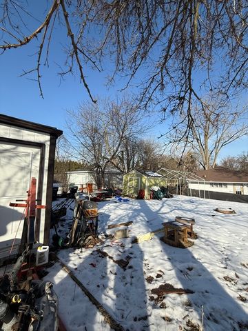 24522 W Norelius Avenue, Round Lake, IL 60073