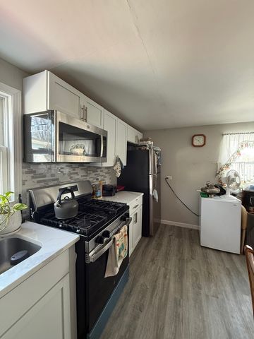 24522 W Norelius Avenue, Round Lake, IL 60073