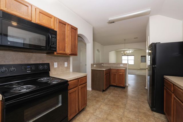 19114 Hemington Circle, Tomball, TX 77375