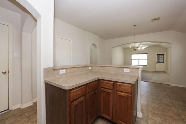 19114 Hemington Circle, Tomball, TX 77375