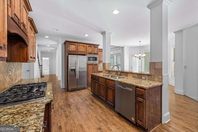 1475 Boomer Circle, Suwanee, GA 30024