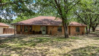 226 Oak Street, Springtown, TX 76082