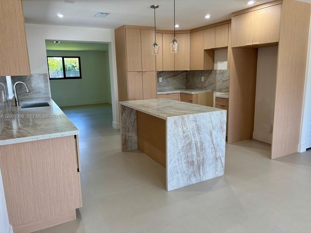 10821 SW 63rd Street, Miami, FL 33173
