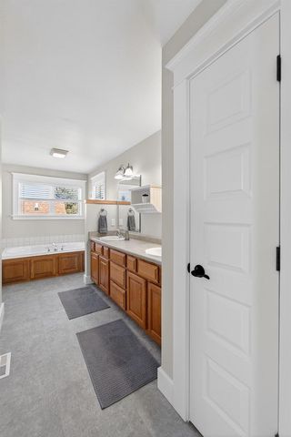 7571 Heather Knoll Lane, Verona, WI 53593