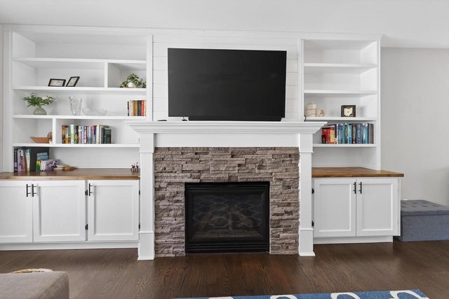 7571 Heather Knoll Lane, Verona, WI 53593