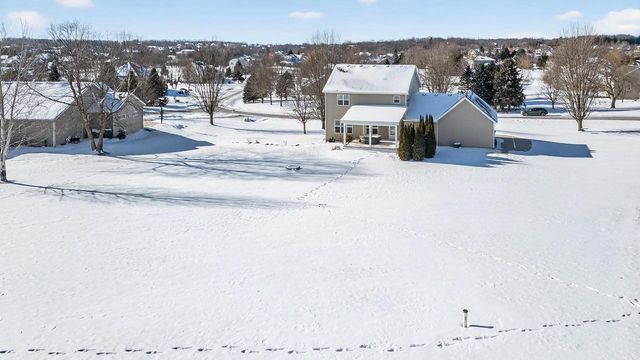 7571 Heather Knoll Lane, Verona, WI 53593