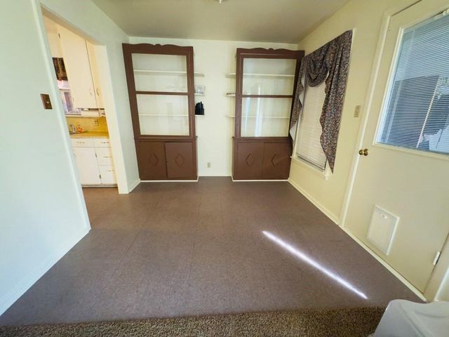 216 Burnet Street, Port Lavaca, TX 77979