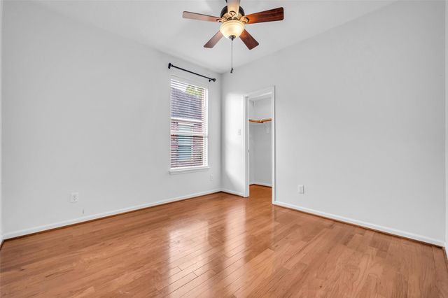 951 Fife Drive, Conroe, TX 77301