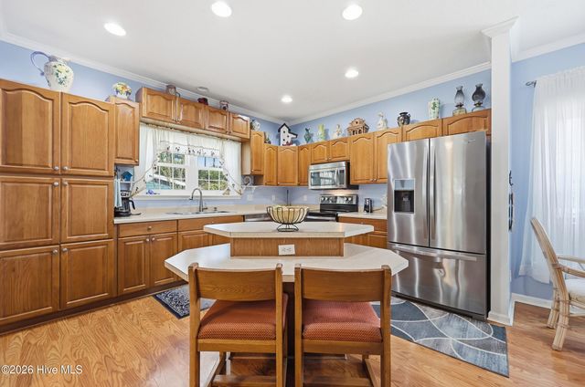 190 Beachwood Drive NW, Calabash, NC 28467