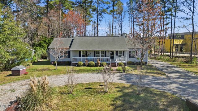 190 Beachwood Drive NW, Calabash, NC 28467