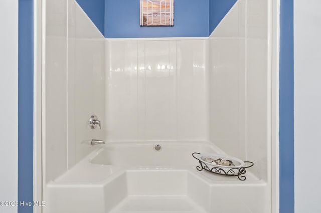 190 Beachwood Drive NW, Calabash, NC 28467