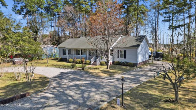 190 Beachwood Drive NW, Calabash, NC 28467