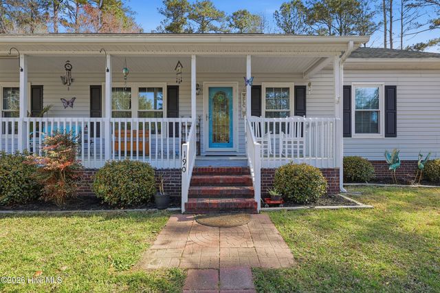 190 Beachwood Drive NW, Calabash, NC 28467