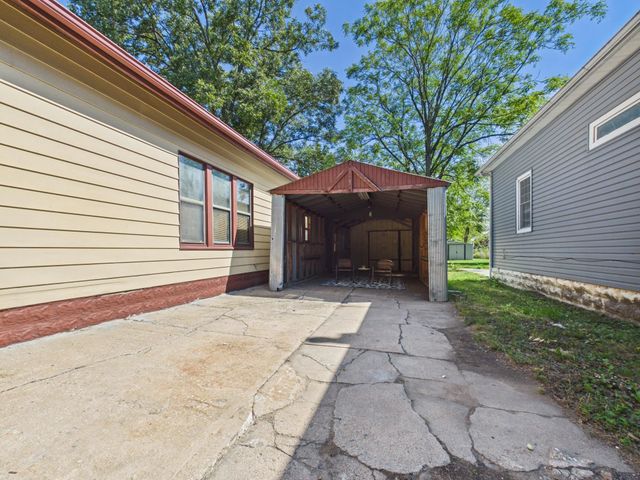 1006 S Emporia, Wichita, KS 67211