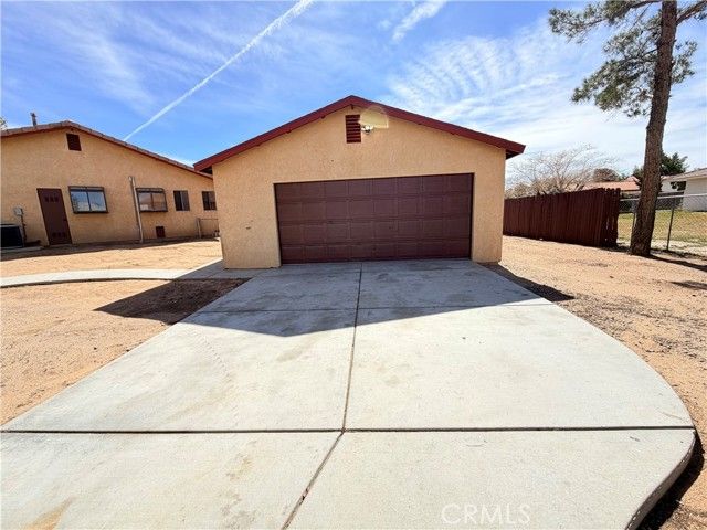 7576 Peach Avenue, Hesperia, CA 92345