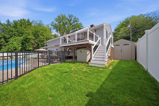 50 Langholm Drive, Nashua, NH 03062