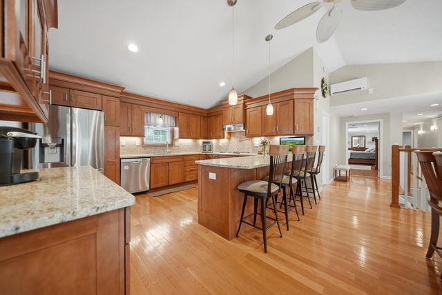 50 Langholm Drive, Nashua, NH 03062