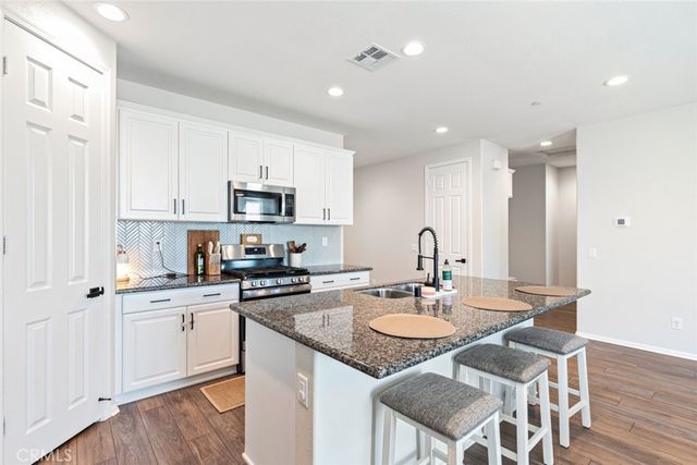 2838 Forestrun Ct, Hemet, CA 92543