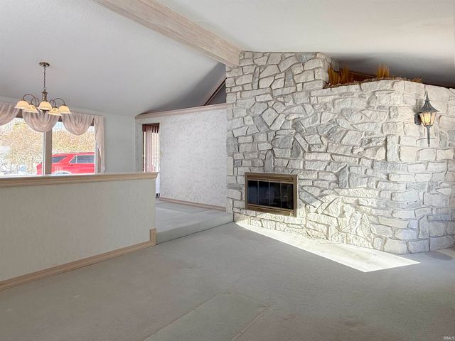 527 E Jefferson Street, Columbia City, IN 46725