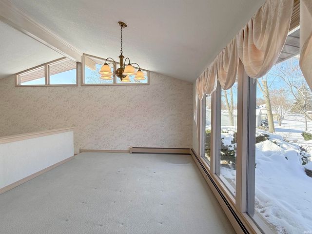 527 E Jefferson Street, Columbia City, IN 46725