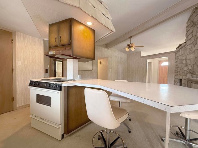 527 E Jefferson Street, Columbia City, IN 46725