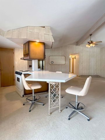 527 E Jefferson Street, Columbia City, IN 46725