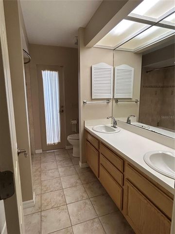 1418 HOUNDS HOLLOW COURT, Lutz, FL 33549