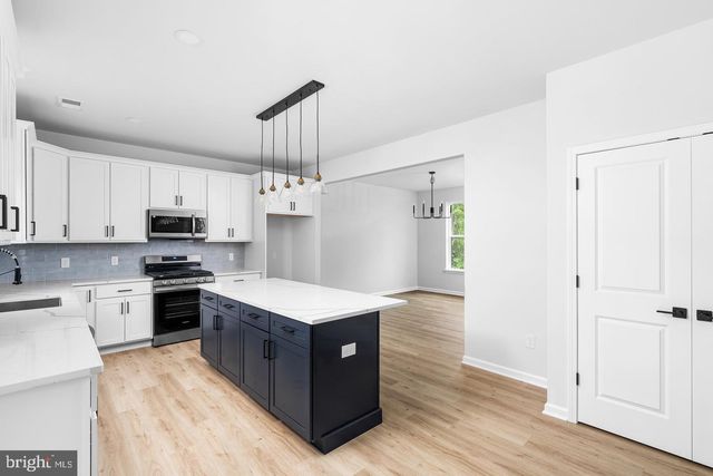 262 MCADOO AVENUE, Hamilton, NJ 08619
