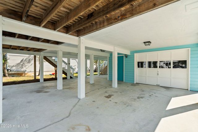 228 NE 52nd Street, Oak Island, NC 28465