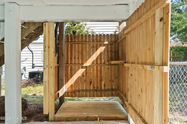 228 NE 52nd Street, Oak Island, NC 28465