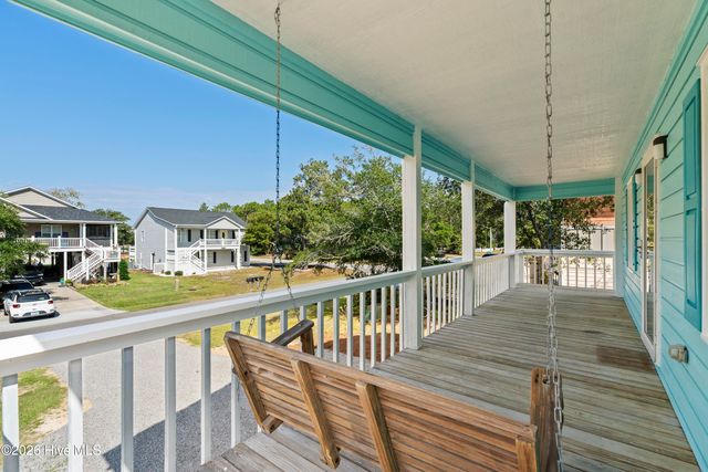 228 NE 52nd Street, Oak Island, NC 28465