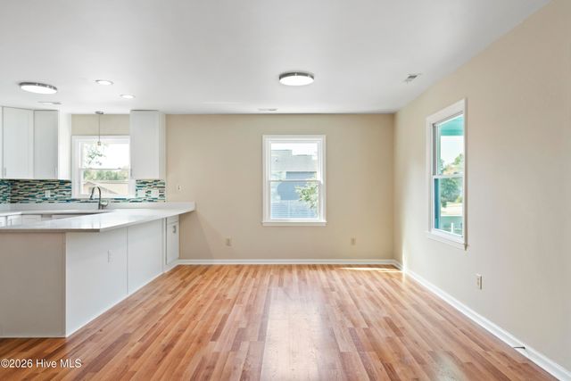 228 NE 52nd Street, Oak Island, NC 28465