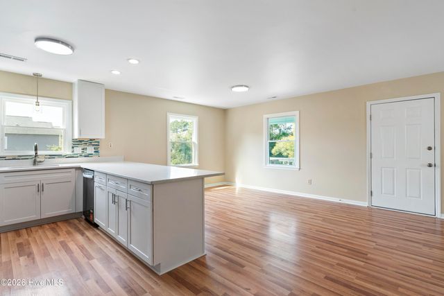 228 NE 52nd Street, Oak Island, NC 28465