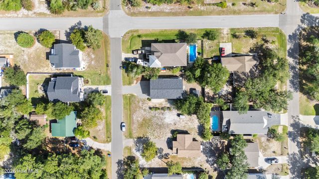228 NE 52nd Street, Oak Island, NC 28465