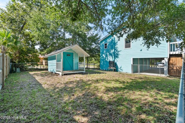 228 NE 52nd Street, Oak Island, NC 28465