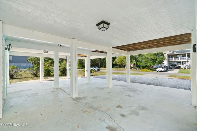 228 NE 52nd Street, Oak Island, NC 28465